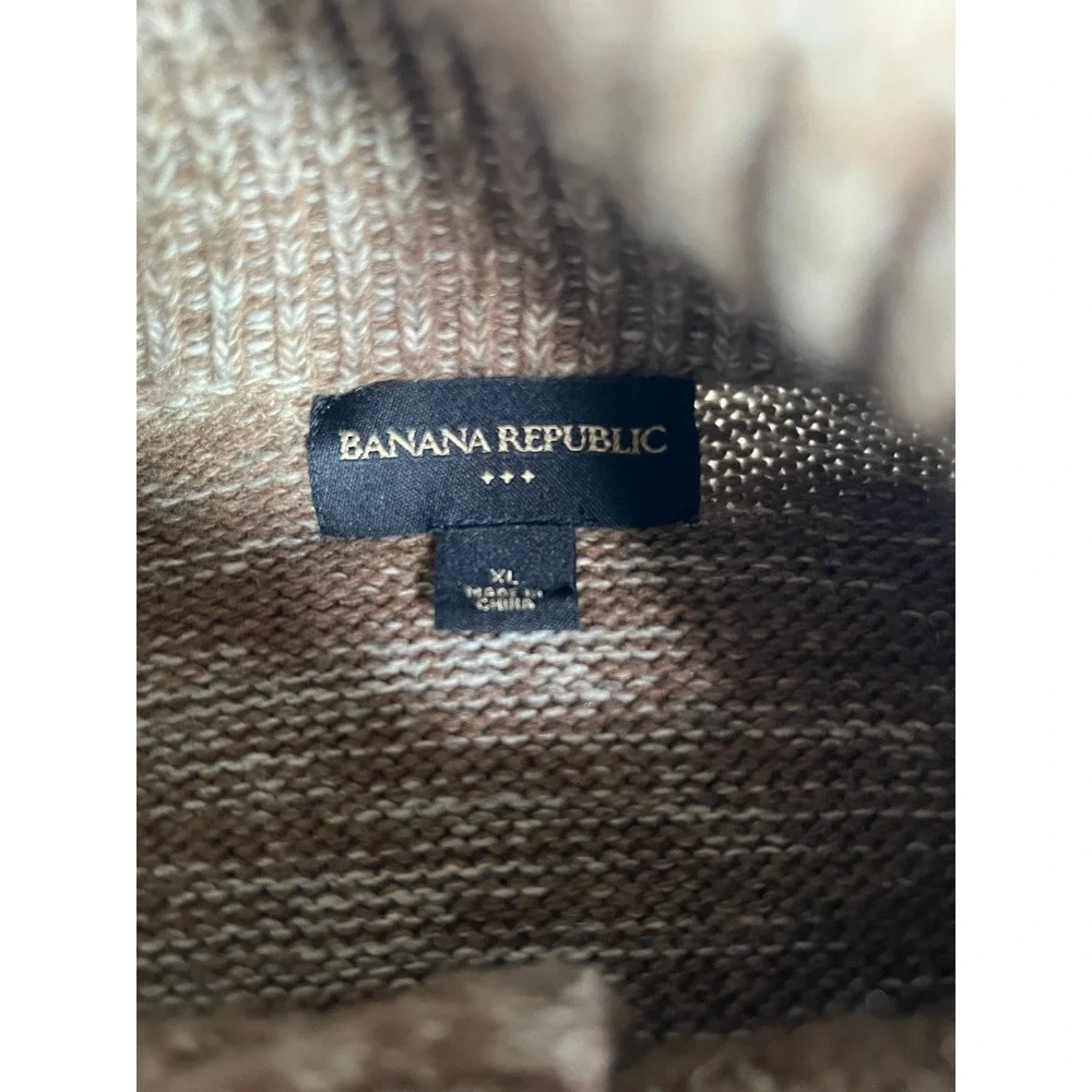 Banana Republic this banana